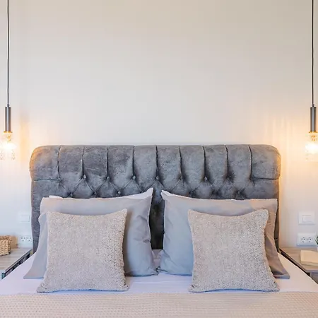 Luxury Artemis Pool, Jacuzzi, Peace & Perfect Sunsets In Kefalonia Villa Svoronata