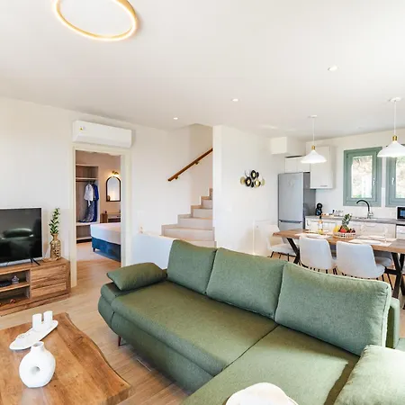 Luxury Artemis Pool, Jacuzzi, Peace & Perfect Sunsets In Kefalonia Villa