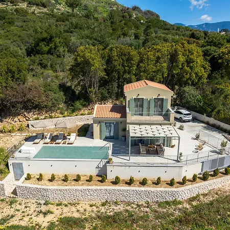 Luxury Artemis Pool, Jacuzzi, Peace & Perfect Sunsets In Kefalonia Villa Svoronata